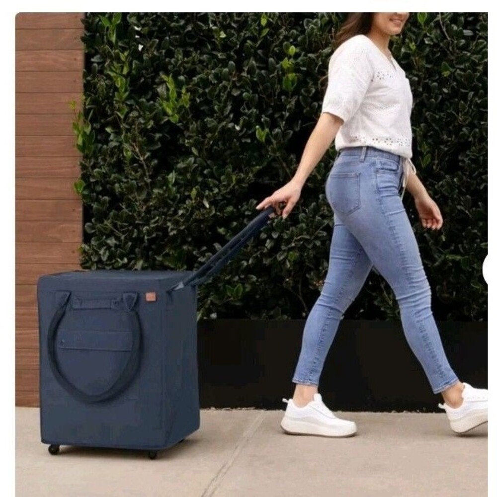 CleverMade Foldable Tote Bag on Wheels 14”Lx18”Wx24”H Soft Grip Navy